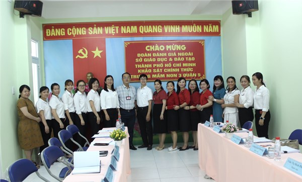 HÌNH LÀM VIỆC CỦA ĐOÀN (4).jpg